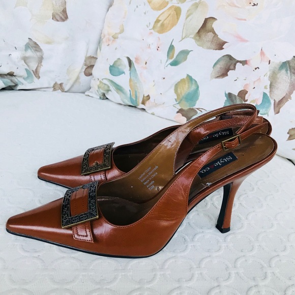 Style & Co Genuine Leather Sling Back Heel - Picture 7 of 8